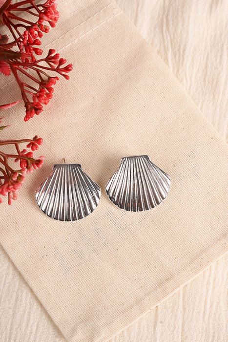 Heliophilia Silver Pendientes de Plata con Acabado de Laca Plateado